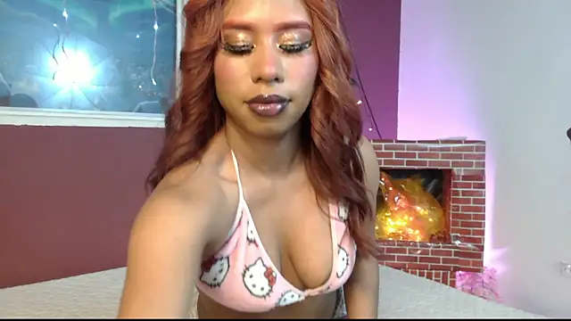 Snapshot of Nicole_Brown1126 chatting on 12/22/25, 03:03 Nicole Brown1126 online show from 12/22/25, 03:03