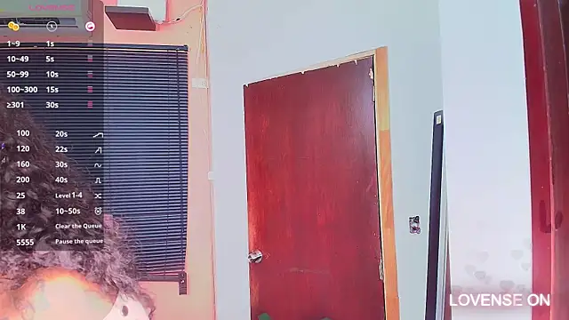 kinkyandsavage online show from 12/31/24, 11:31