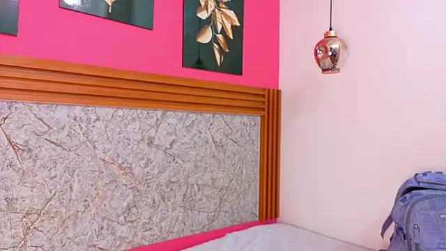 Snapshot of kinkyandsavage chatting on 12/15/25, 08:02 kinkyandsavage online show from 12/15/25, 08:02