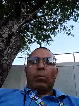 Snapshot of Alex011277 chatting on 09/21/25, 09:38 Alex011277 online show from 09/21/25, 09:38