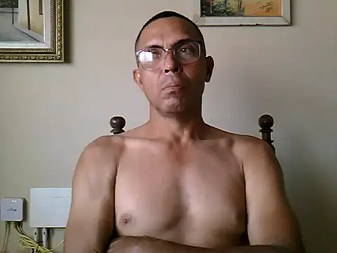 Snapshot of Alex011277 chatting on 09/22/25, 06:10 Alex011277 online show from 09/22/25, 06:10