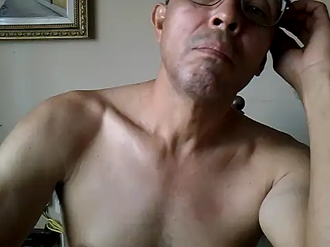 Snapshot of Alex011277 chatting on 09/27/25, 07:30 Alex011277 online show from 09/27/25, 07:30