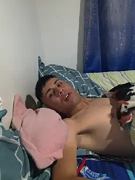 Snapshot of 1418edwar chatting on 03/08/26, 02:04 1418edwar online show from 03/08/26, 02:04