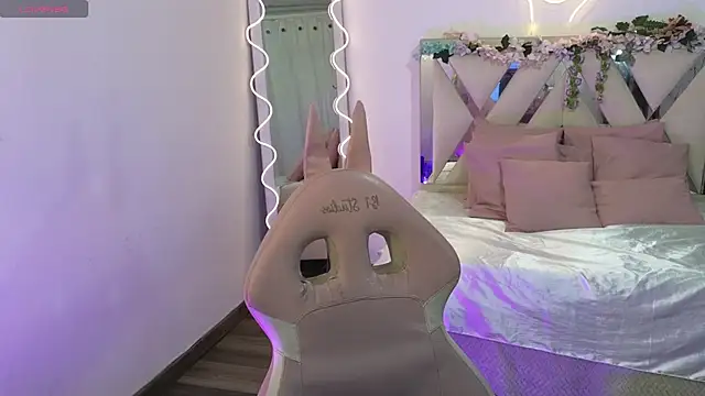 kittystart tay online show from 02/11/25, 07:16