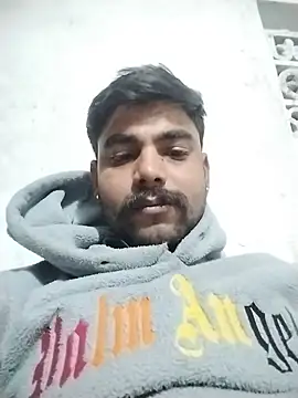 Snapshot of Solomen00 chatting on 01/09/25, 04:39 Solomen00 online show from 01/09/25, 04:39