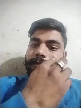 Snapshot of Solomen00 chatting on 02/03/25, 04:41 Solomen00 online show from 02/03/25, 04:41