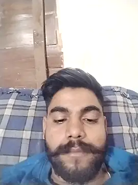 Snapshot of Solomen00 chatting on 02/16/25, 03:58 Solomen00 online show from 02/16/25, 03:58