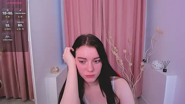 Lana  Cute  online show from 01/03/25, 12:08