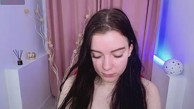 Lana  Cute  online show from 01/06/25, 03:19