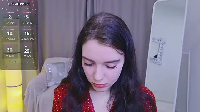 Lana  Cute  online show from 03/05/25, 11:38