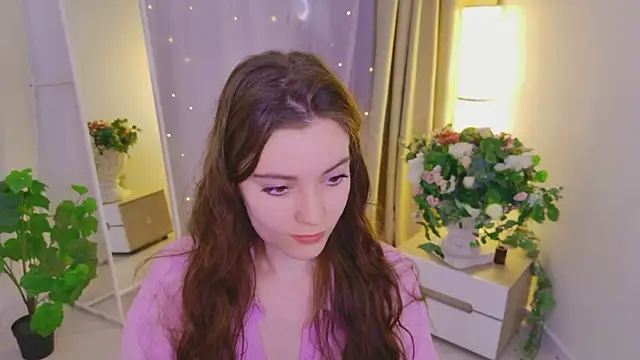Snapshot of Lana__Cute_ chatting on 06/27/26, 02:34 Lana Cute online show from 06/27/26, 02:34