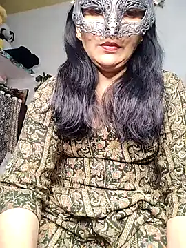 Snapshot of sexy_bhabhi69 chatting on 12/04/25, 08:34 sexy bhabhi69 online show from 12/04/25, 08:34