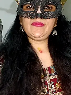 Snapshot of sexy_bhabhi69 chatting on 06/15/26, 08:27 sexy bhabhi69 online show from 06/15/26, 08:27