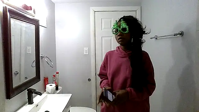 NastyBlackslaveGirl online show from 12/28/24, 06:06