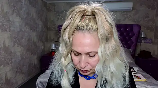 Penelope Pinky online show from 01/31/25, 04:59