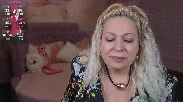 Penelope Pinky online show from 02/02/25, 05:37