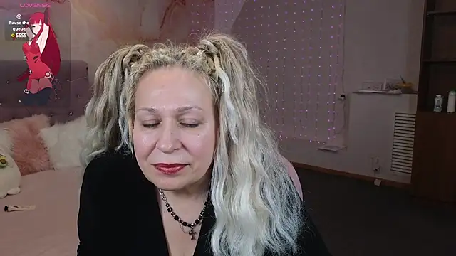 Penelope Pinky online show from 02/04/25, 08:38