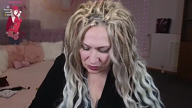 Penelope Pinky online show from 02/09/25, 04:40