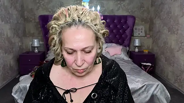 Penelope Pinky online show from 02/22/25, 02:30