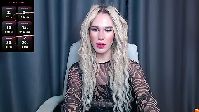 Snapshot of Cassie_Bae chatting on 01/17/25, 06:23 Cassie Bae online show from 01/17/25, 06:23