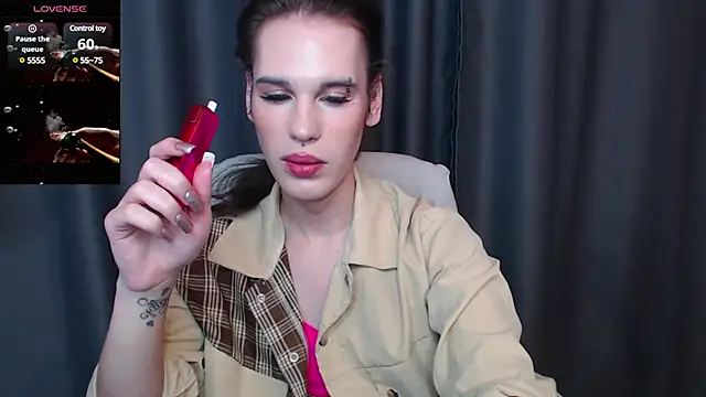 Snapshot of Cassie_Bae chatting on 01/23/25, 05:42 Cassie Bae online show from 01/23/25, 05:42