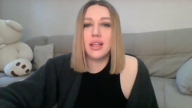 Snapshot of VickyLove047 chatting on 02/18/25, 07:43 VickyLove047 online show from 02/18/25, 07:43