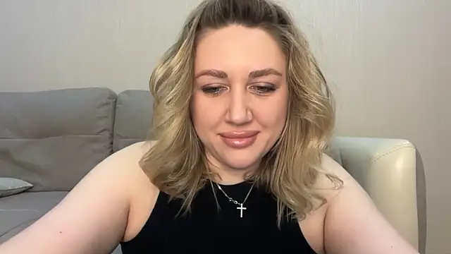 Snapshot of VickyLove047 chatting on 03/13/26, 06:03 VickyLove047 online show from 03/13/26, 06:03