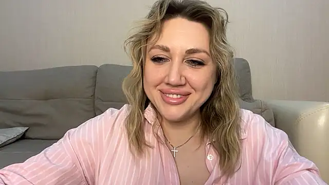 Snapshot of VickyLove047 chatting on 03/28/26, 06:40 VickyLove047 online show from 03/28/26, 06:40