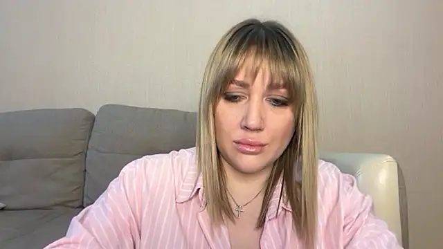 Snapshot of VickyLove047 chatting on 04/11/26, 07:45 VickyLove047 online show from 04/11/26, 07:45