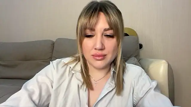 Snapshot of VickyLove047 chatting on 04/19/26, 07:18 VickyLove047 online show from 04/19/26, 07:18