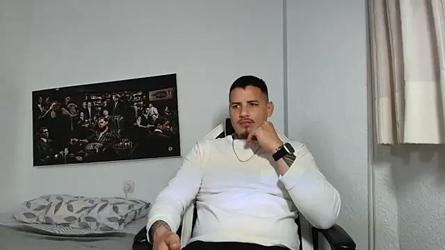 Snapshot of Geishastudios chatting on 04/12/26, 12:21 Geishastudios online show from 04/12/26, 12:21