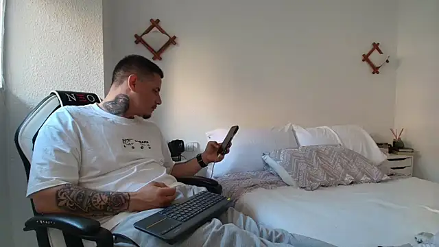 Snapshot of Geishastudios chatting on 04/21/26, 02:34 Geishastudios online show from 04/21/26, 02:34