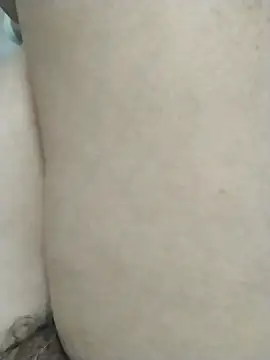 Snapshot of Dannydy2015 chatting on 10/10/25, 12:48 Dannydy2015 online show from 10/10/25, 12:48