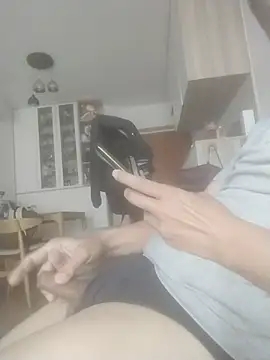 Snapshot of Dannydy2015 chatting on 03/23/26, 01:42 Dannydy2015 online show from 03/23/26, 01:42