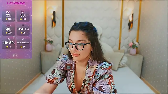 ZarifaBev online show from 12/22/24, 01:45