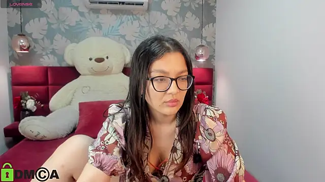 ZarifaBev online show from 02/10/25, 02:19