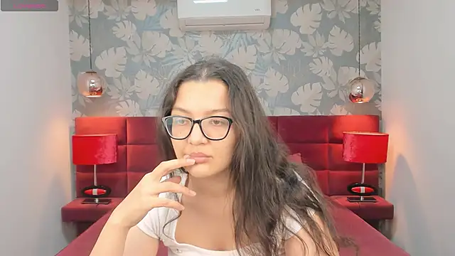 ZarifaBev online show from 10/01/25, 03:07