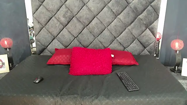 Snapshot of Allison_Dubois chatting on 01/07/25, 08:52 Allison Dubois online show from 01/07/25, 08:52