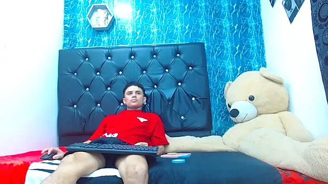 exotic hot couple online show from 01/31/25, 01:22