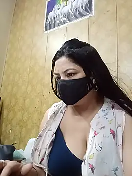 Snapshot of hornycoupleJandS chatting on 06/15/26, 11:07 hornycoupleJandS online show from 06/15/26, 11:07