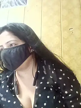 Snapshot of hornycoupleJandS chatting on 07/17/26, 06:02 hornycoupleJandS online show from 07/17/26, 06:02