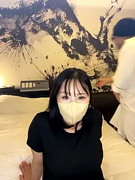 Snapshot of oji_oji123 chatting on 11/23/25, 03:23 oji oji123 online show from 11/23/25, 03:23