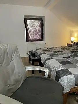 Snapshot of AnnyBelleX chatting on 04/17/26, 04:54 AnnyBelleX online show from 04/17/26, 04:54