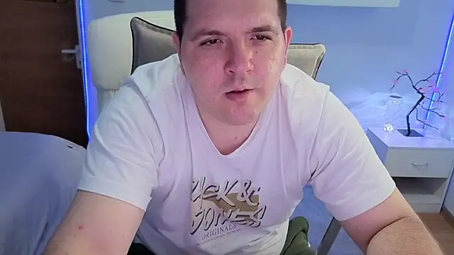 Snapshot of JasonJacks chatting on 07/02/26, 05:46 JasonJacks online show from 07/02/26, 05:46