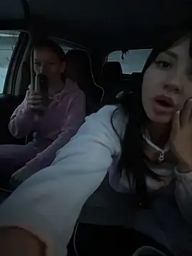 JulliaVegas online show from 12/02/25, 02:06