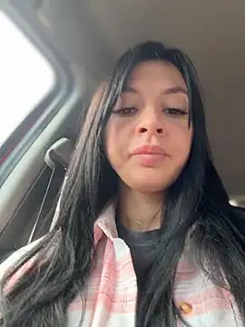 JulliaVegas online show from 05/03/26, 01:11