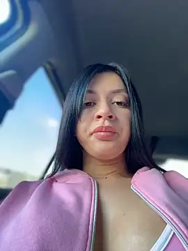 JulliaVegas online show from 06/01/26, 12:23