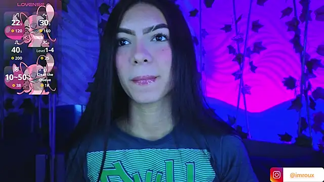 Snapshot of antonellaroux chatting on 09/19/25, 11:33 antonellaroux online show from 09/19/25, 11:33