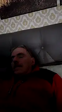 Snapshot of farock chatting on 12/25/24, 01:09 farock online show from 12/25/24, 01:09