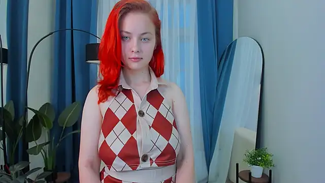 Snapshot of DarkErica chatting on 12/17/24, 07:50 DarkErica online show from 12/17/24, 07:50